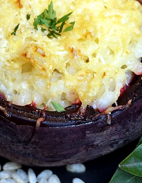 Rote Bete mit Apfel-Risotto-Füllung