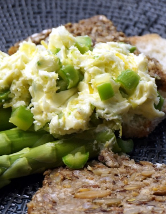 Spargel-Zitronen-Butter