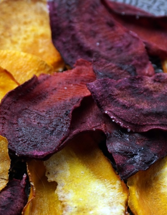 Rote Bete-, Süßkartoffel- und Kürbis-Chips