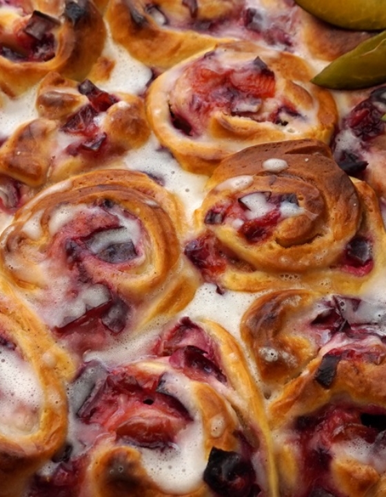 Hefe-Zwetschgen-Schnecken